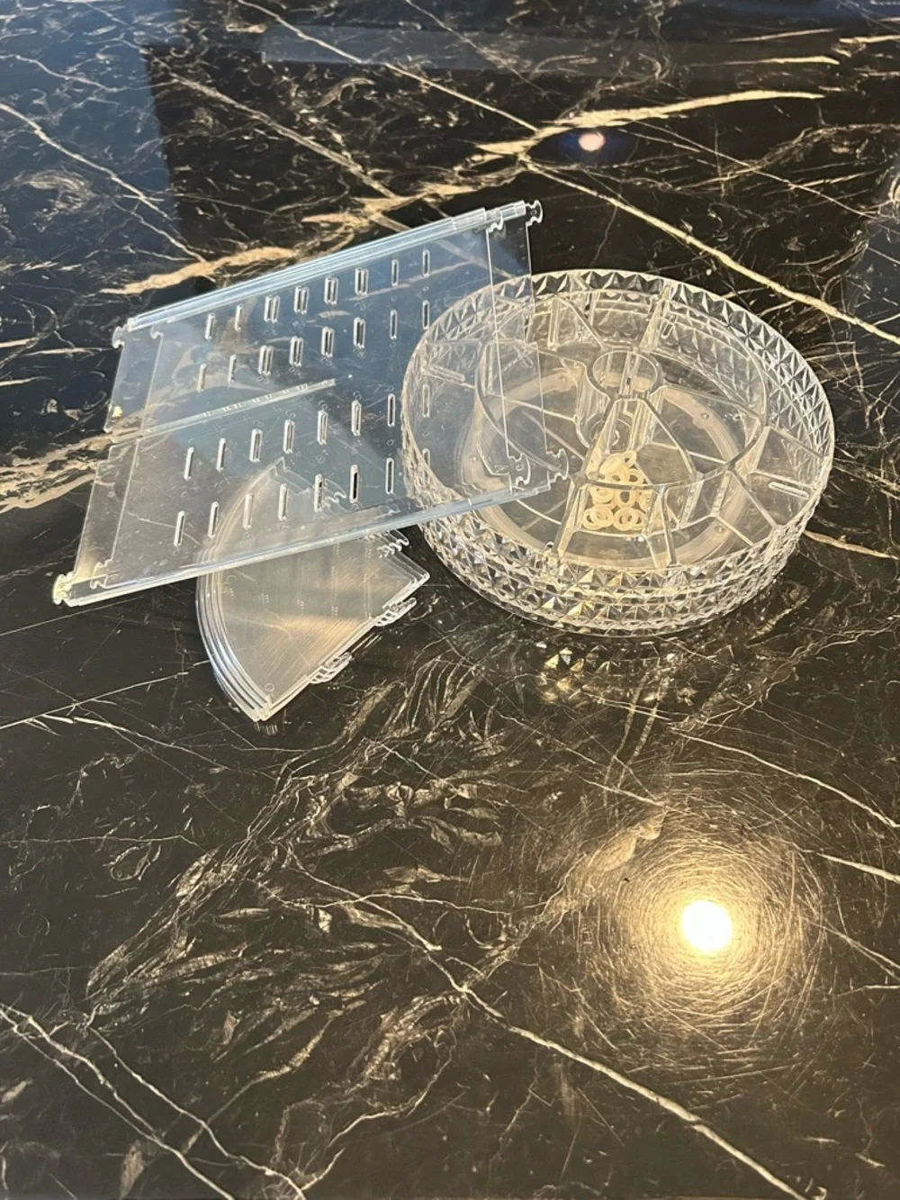 Clear Rotating 💄 Makeup Organizer - Clear Acrylic Cosmetic Storage
